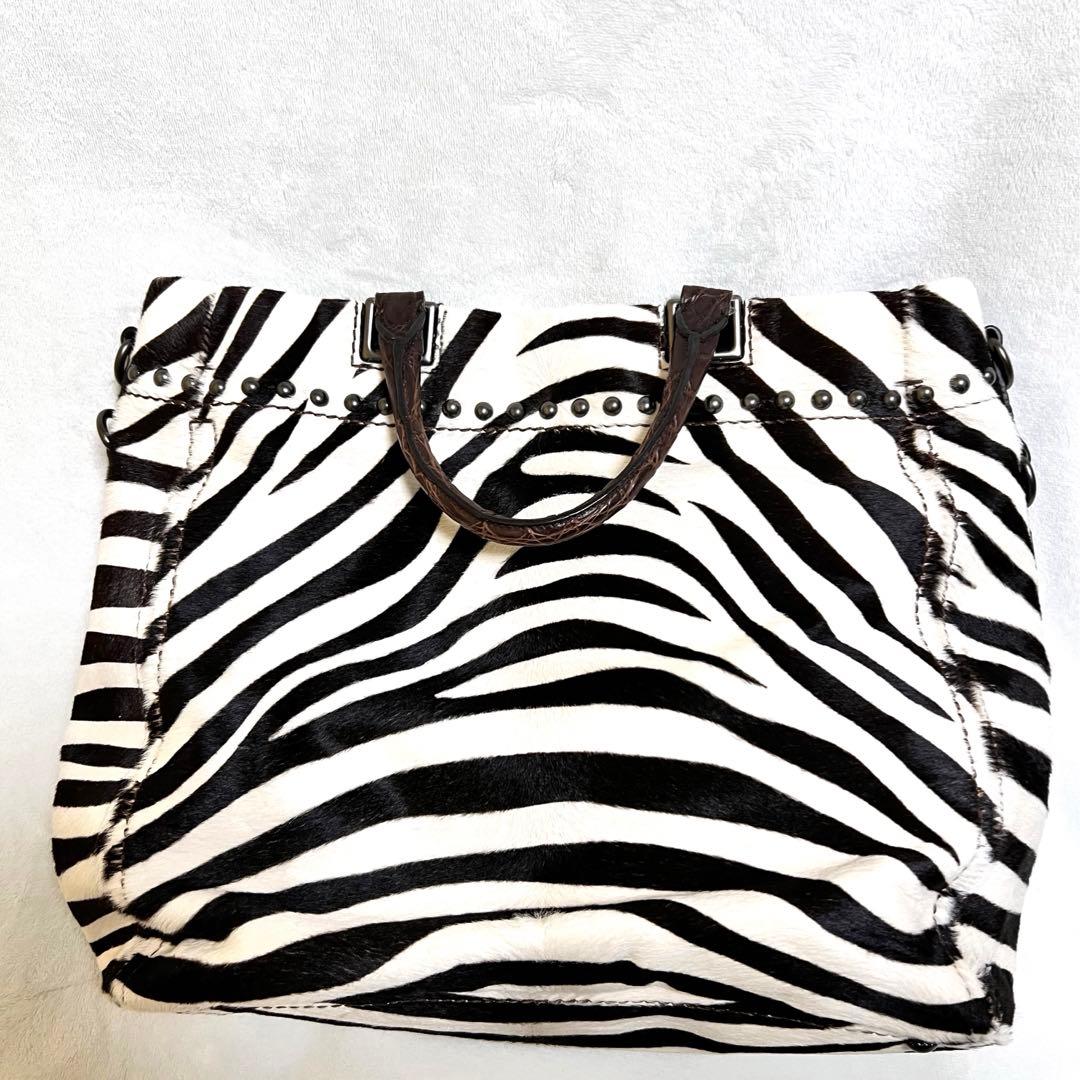 PRADA ゼブラ　バッグ　クリーニング済
