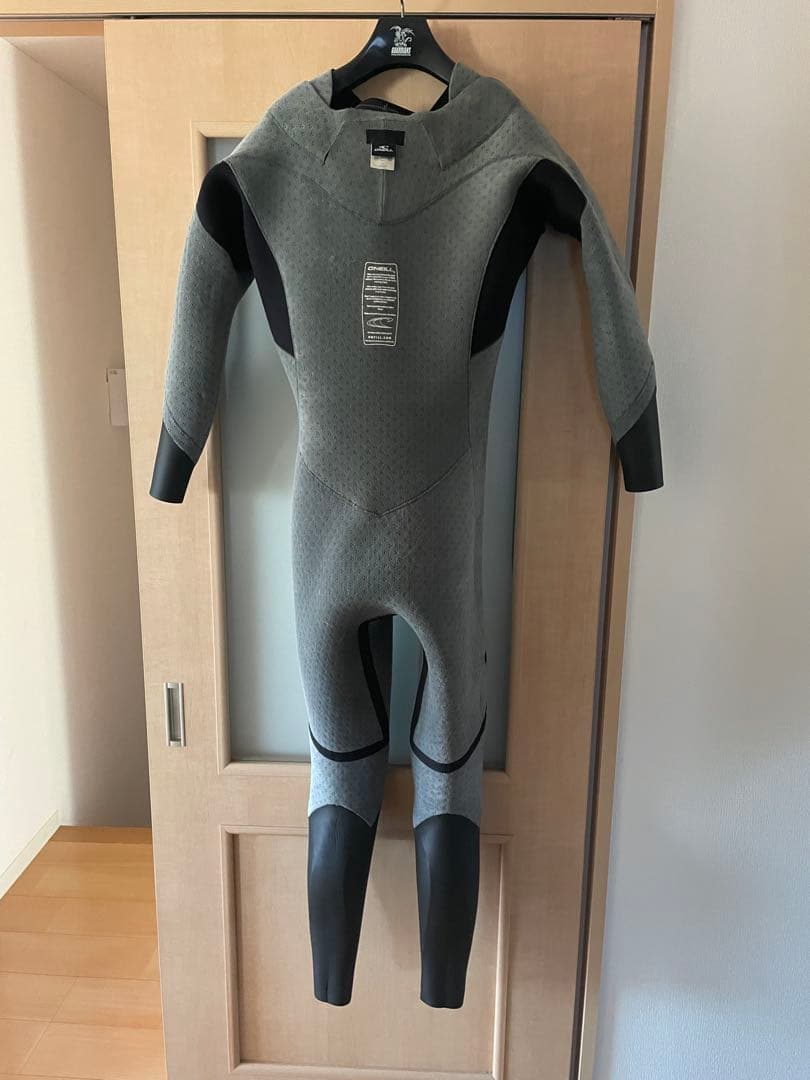 O'Neill フルスーツ 黒