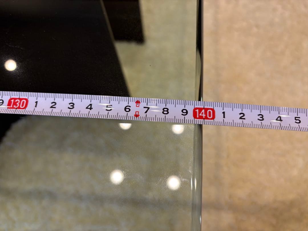 値下げしました！ センターテーブル　ガラス卓上　 140cm x 75cm