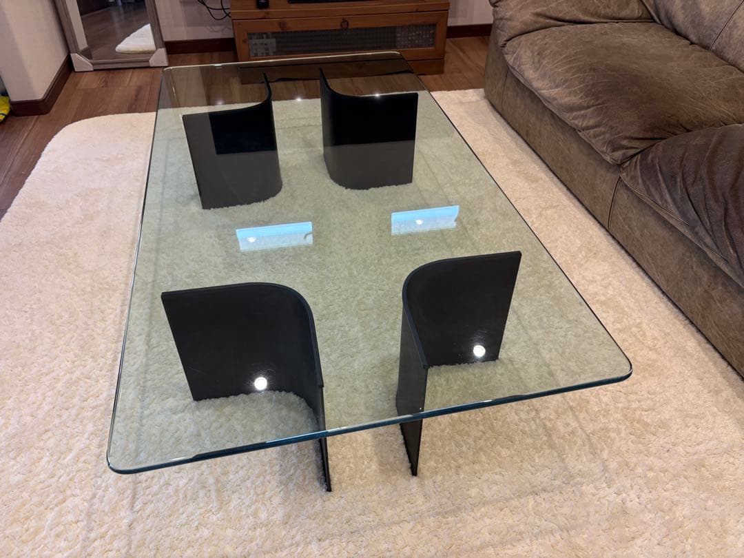 値下げしました！ センターテーブル　ガラス卓上　 140cm x 75cm