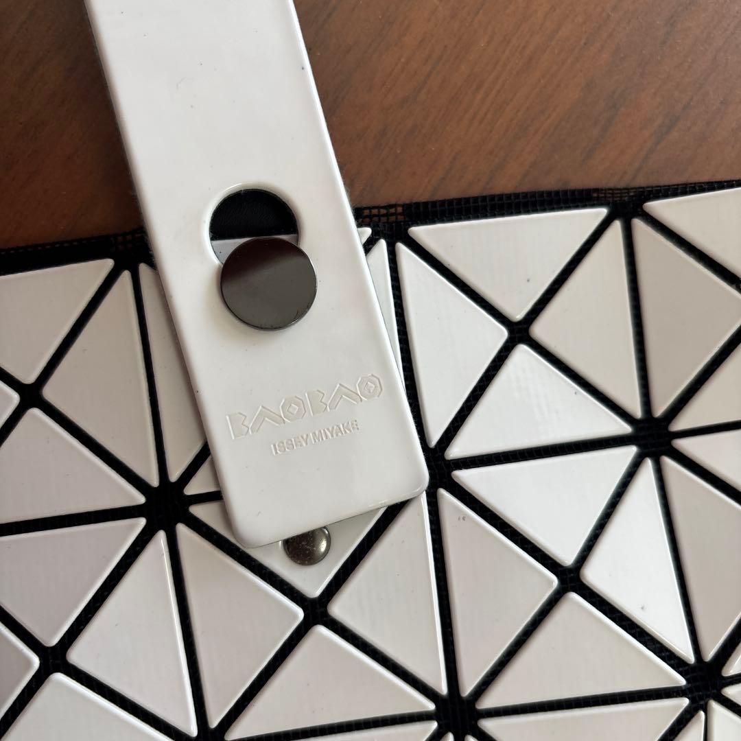 ISSEY MIYAKE　バオバオ　トートバッグ　ホワイト