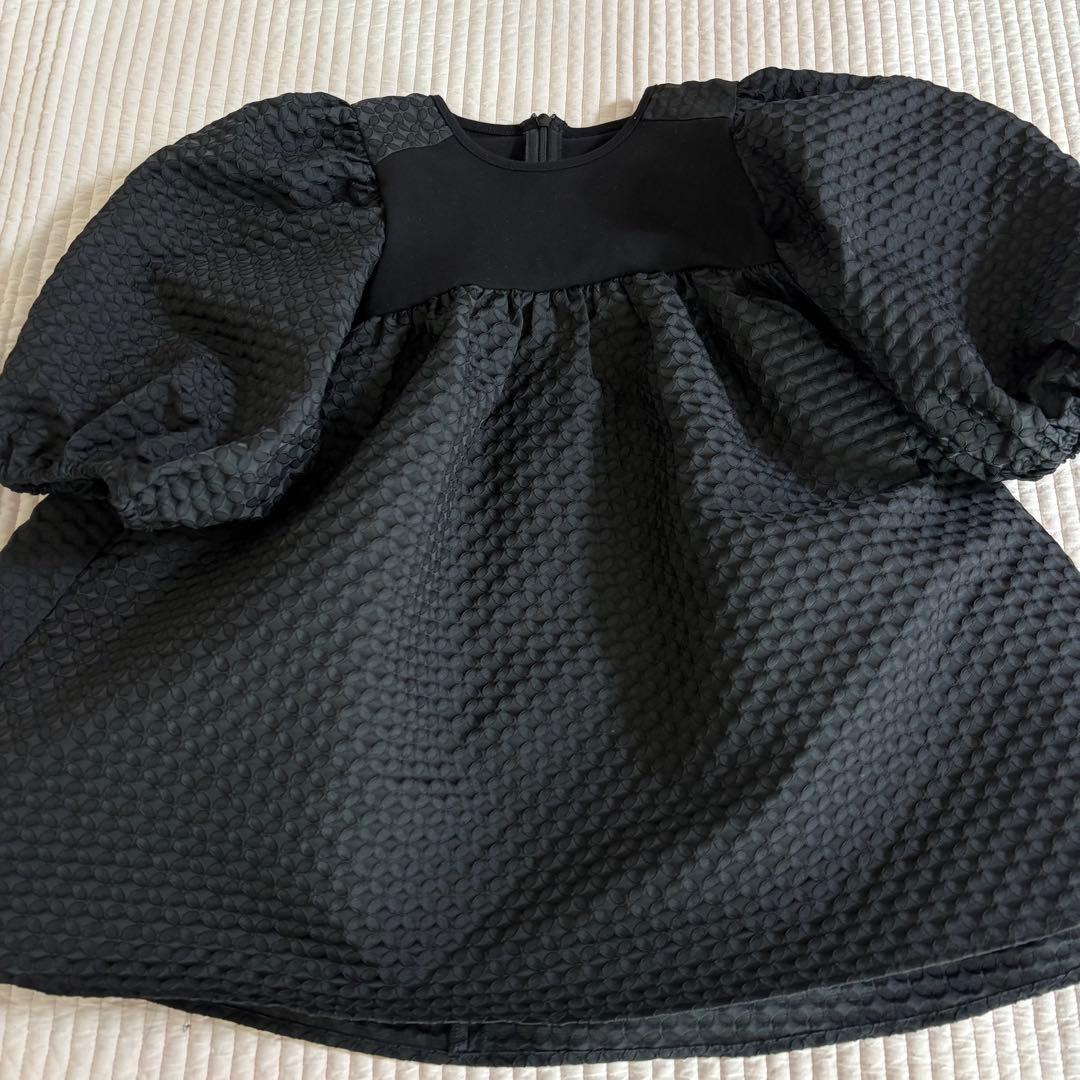 美品　アミカキッズ　ワンピース　4Yー6Y 110サイズ