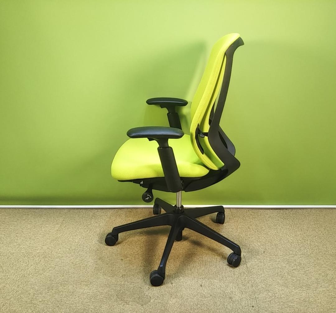 zp　オカムラ　シルフィーチェア　前傾機能　ハイバック　クッションタイプ 中古