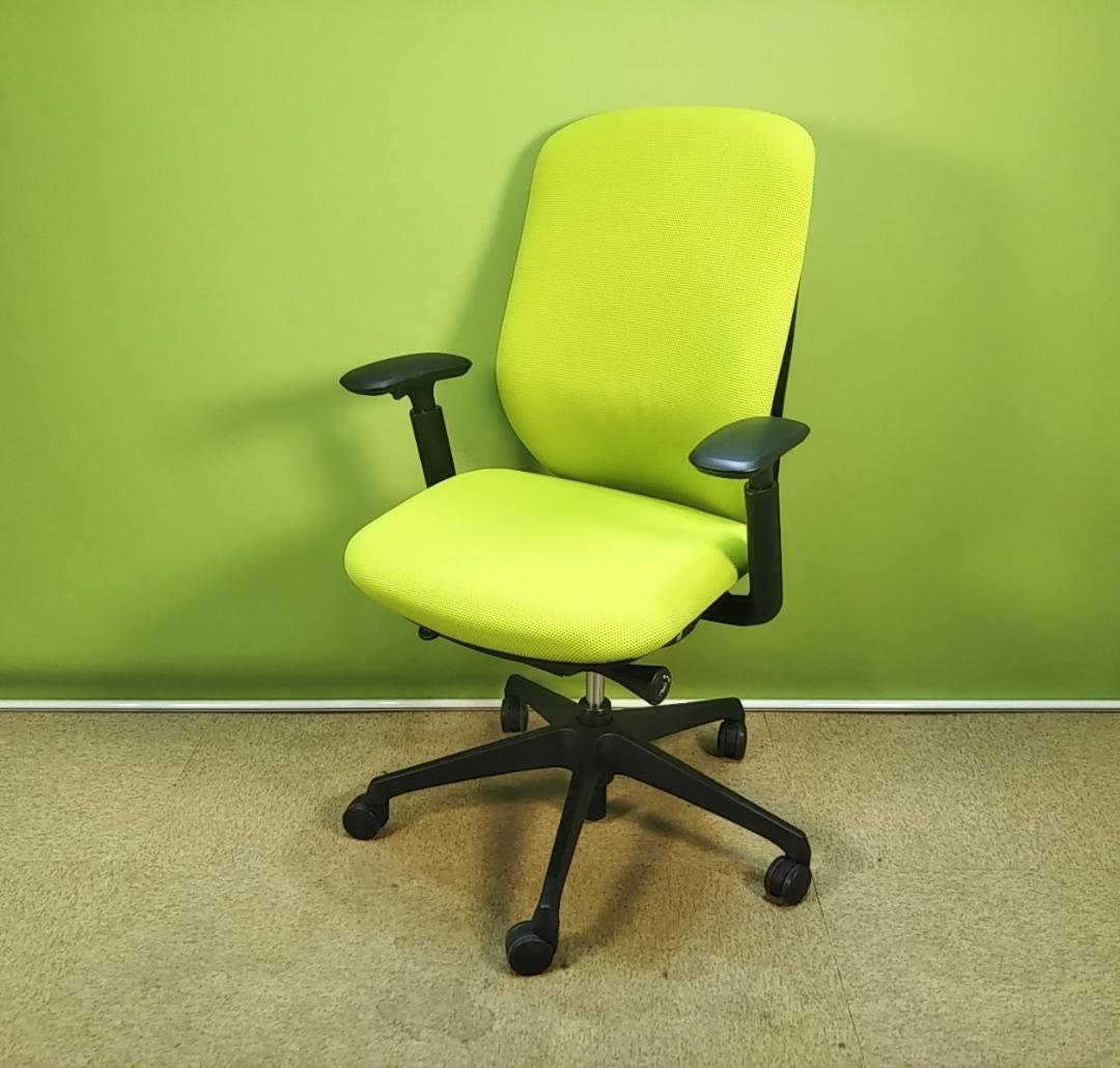 zp　オカムラ　シルフィーチェア　前傾機能　ハイバック　クッションタイプ 中古