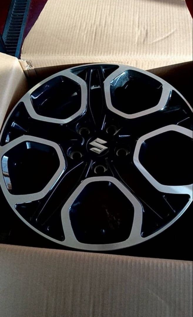 ろくべぇ スイフトスポーツ純正ホイール➀