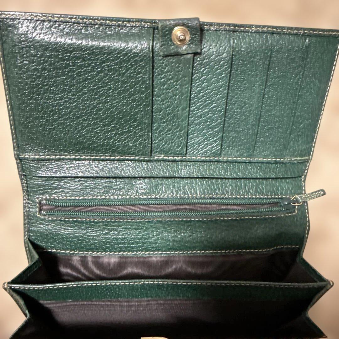 Gucci GGパターン 長財布 グリーン ベージュがま口