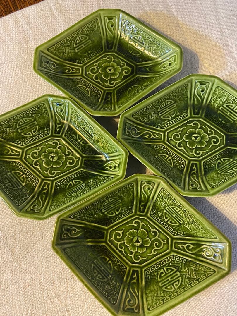 菱形皿　陽刻　4枚　珉平焼？三田焼？