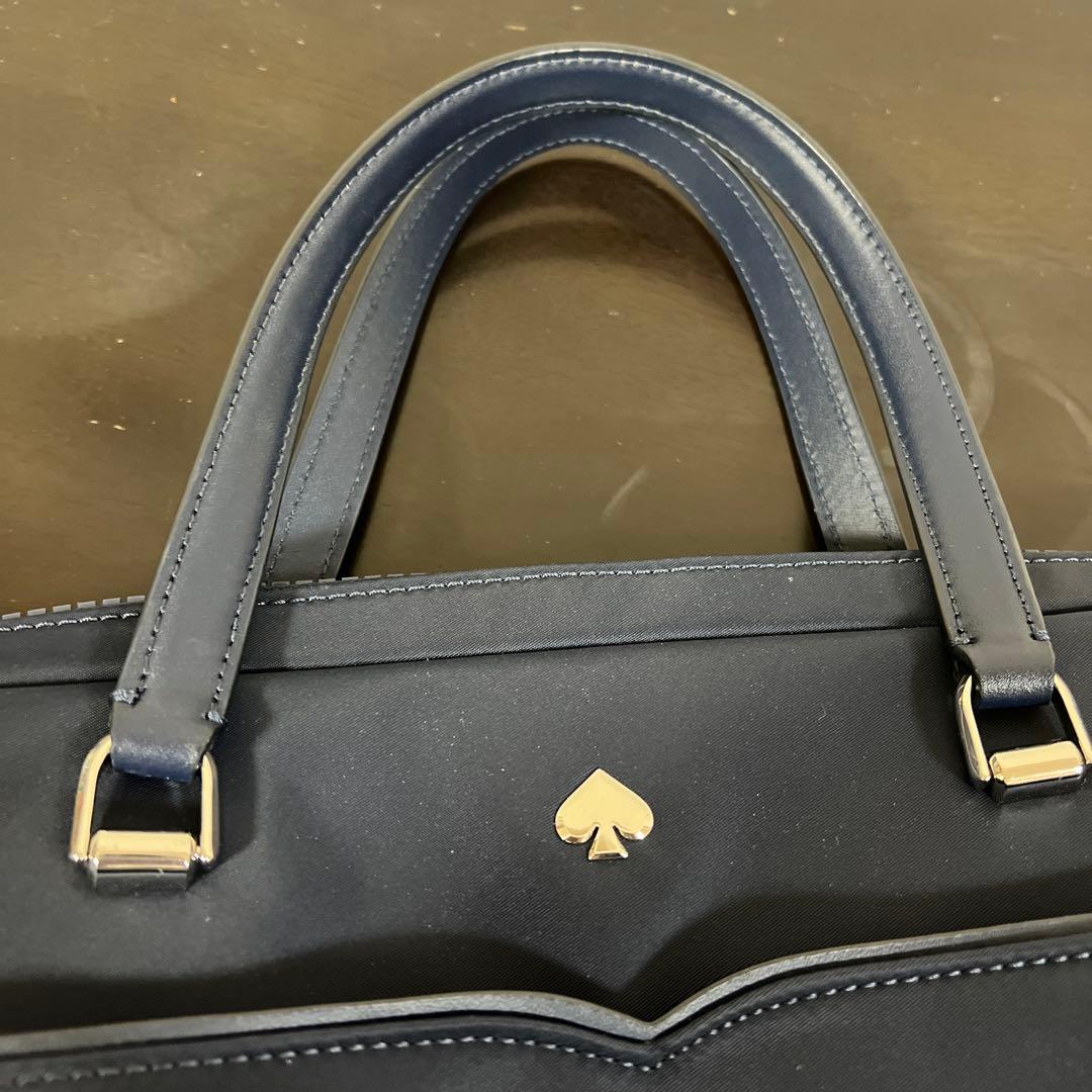 ケイトスペード　ラップトップ　ノートパソコン　バッグ