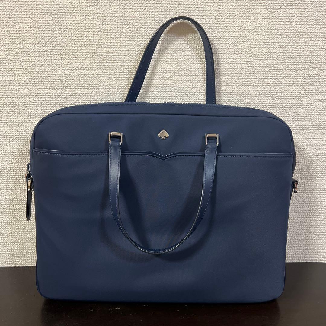 ケイトスペード　ラップトップ　ノートパソコン　バッグ