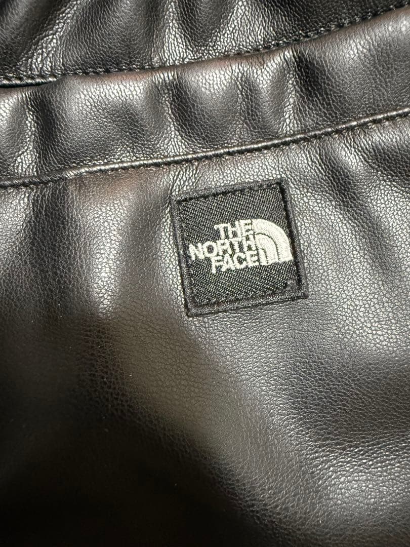 THE NORTH FACE レザーショートパンツ