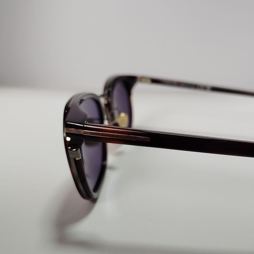 ✨️新品未使用✨️トムフォード スクエア サングラス FT0963-D-52A