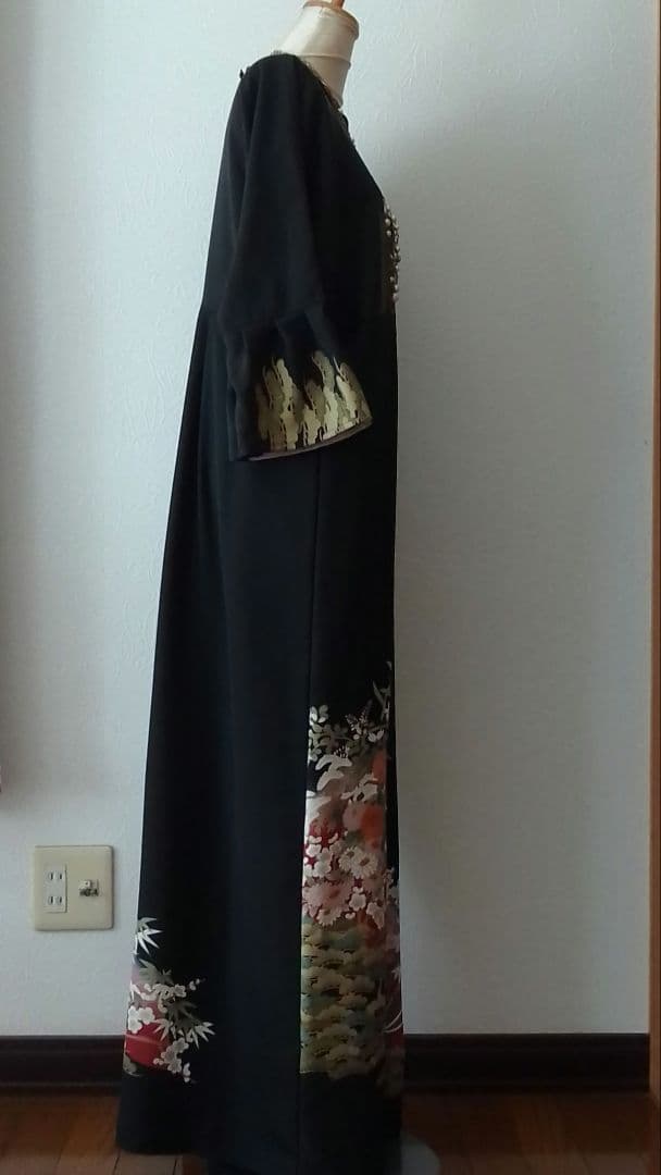 着物リメイクワンピース 留袖ドレス松と花