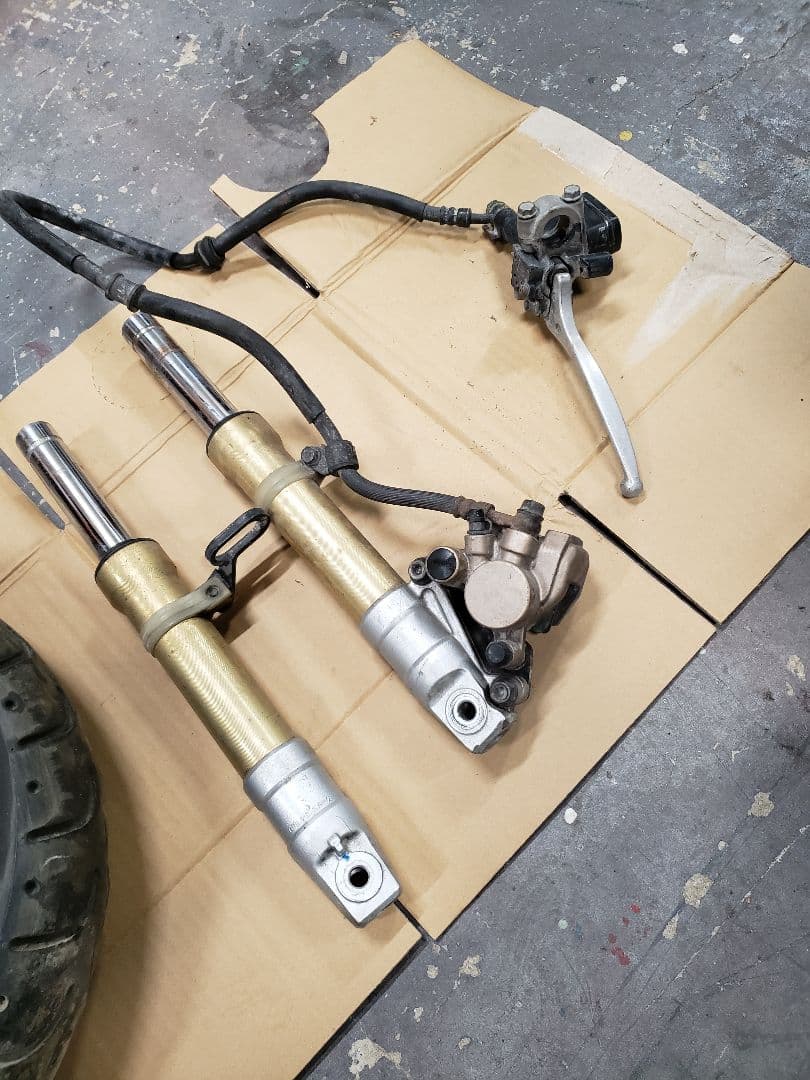 ホンダ ライブディオZX フロントサスペンション ホイールセット　AF35