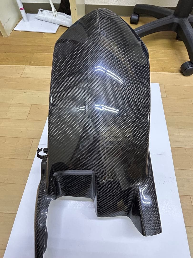 clever wolf 綾織カーボンフェンダー