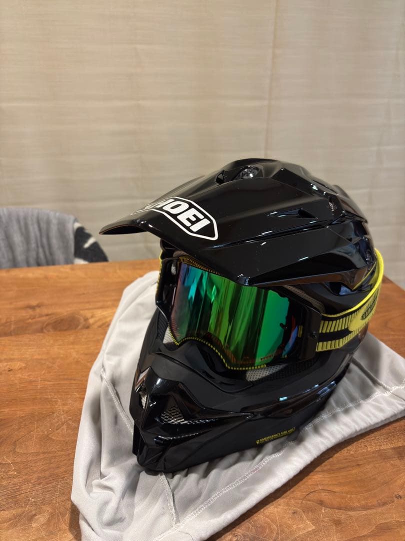 SHOEI VFX-WR ブラックヘルメット