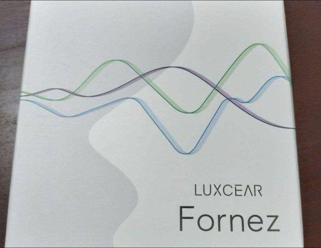 ルクセア　フォーネス　鼻専用の美顔器　ルクセアフォーネス