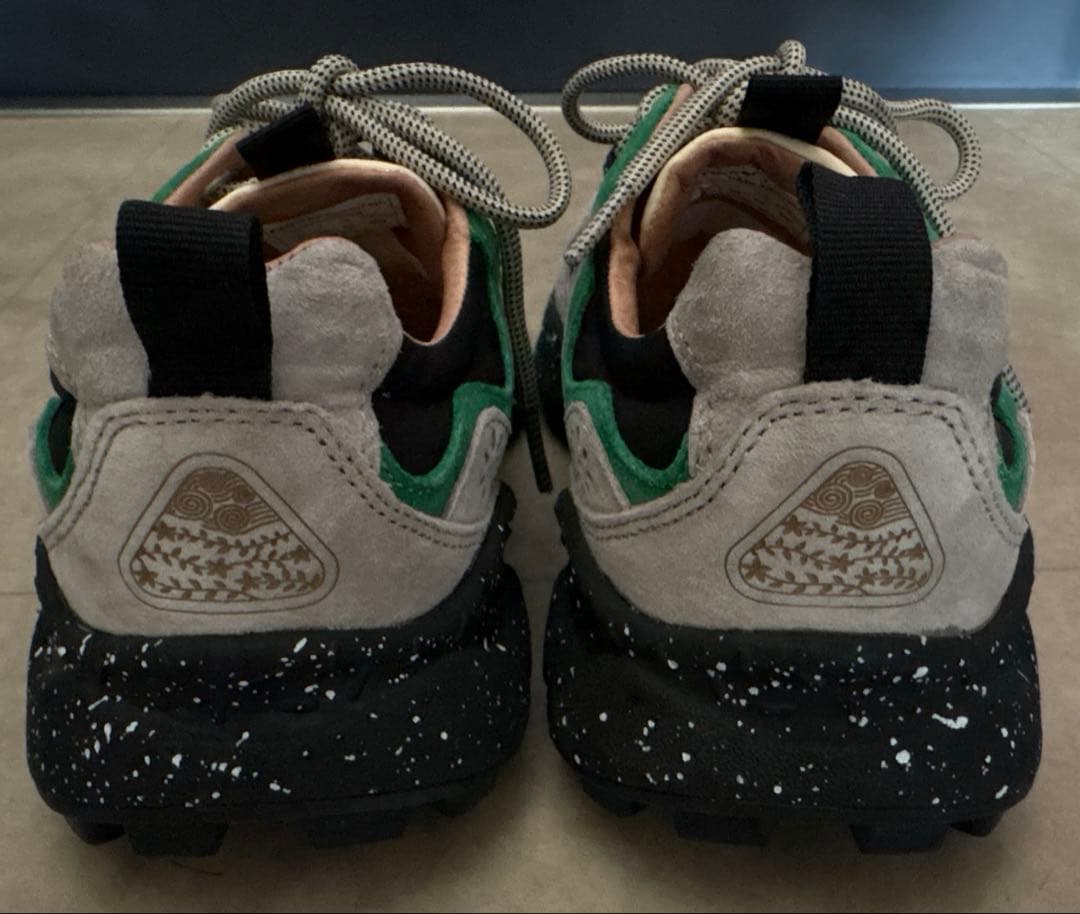 フラワーマウンテン　スニーカー　24cm