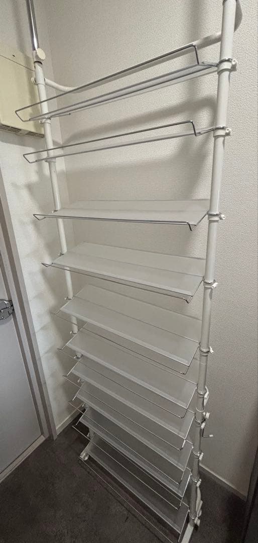 シューズラック　つっぱり式