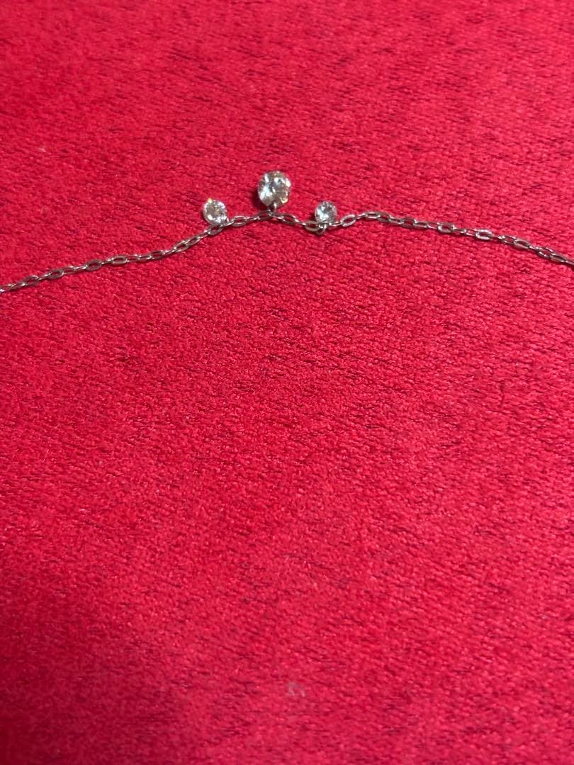 レーザーホールダイヤモンドネックレス