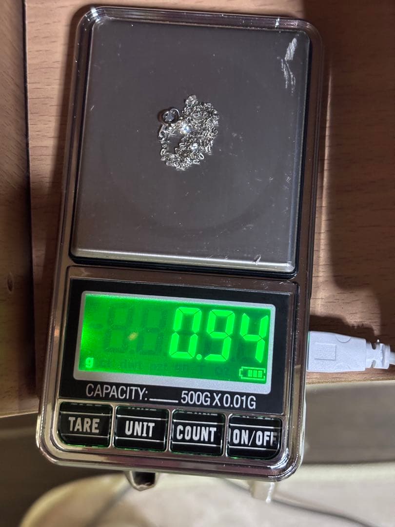 レーザーホールダイヤモンドネックレス