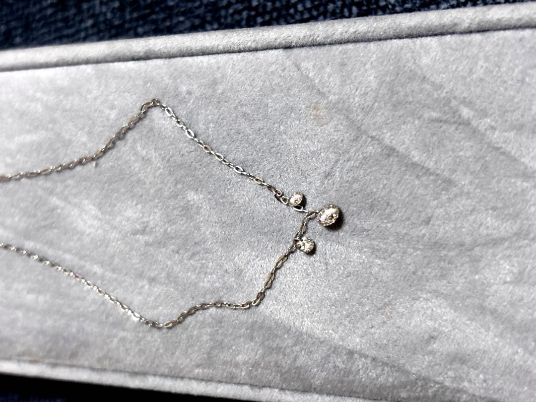 レーザーホールダイヤモンドネックレス