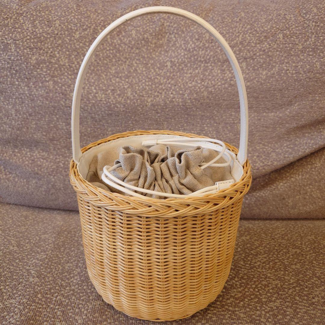 Capaf　イタリア製ワンハンドルバスケット