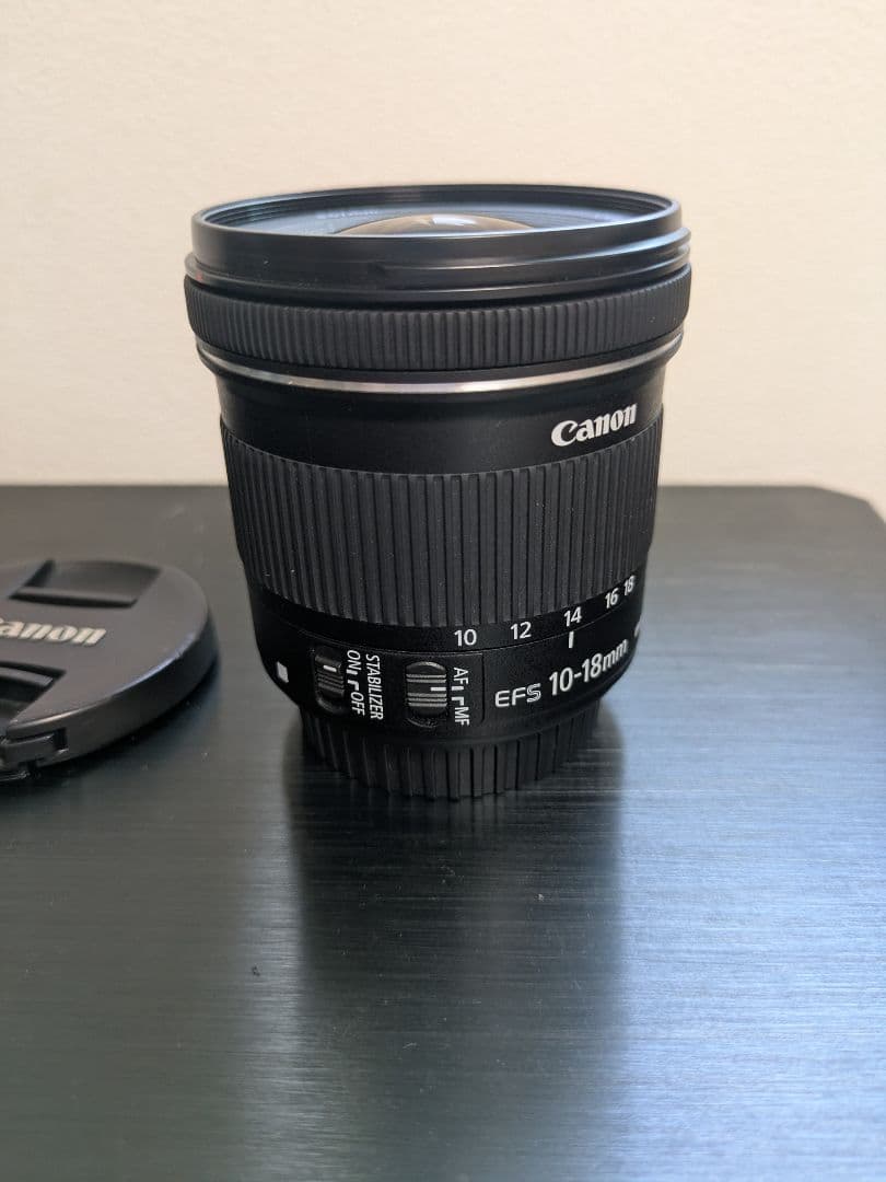 Canon EF-S 10-18mm f/4.5-5.6 IS STMレンズ