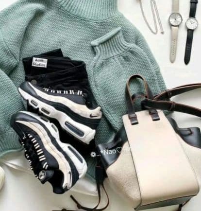 NIKE AIR MAX 95 エアマックス95 24cm CV8828-001