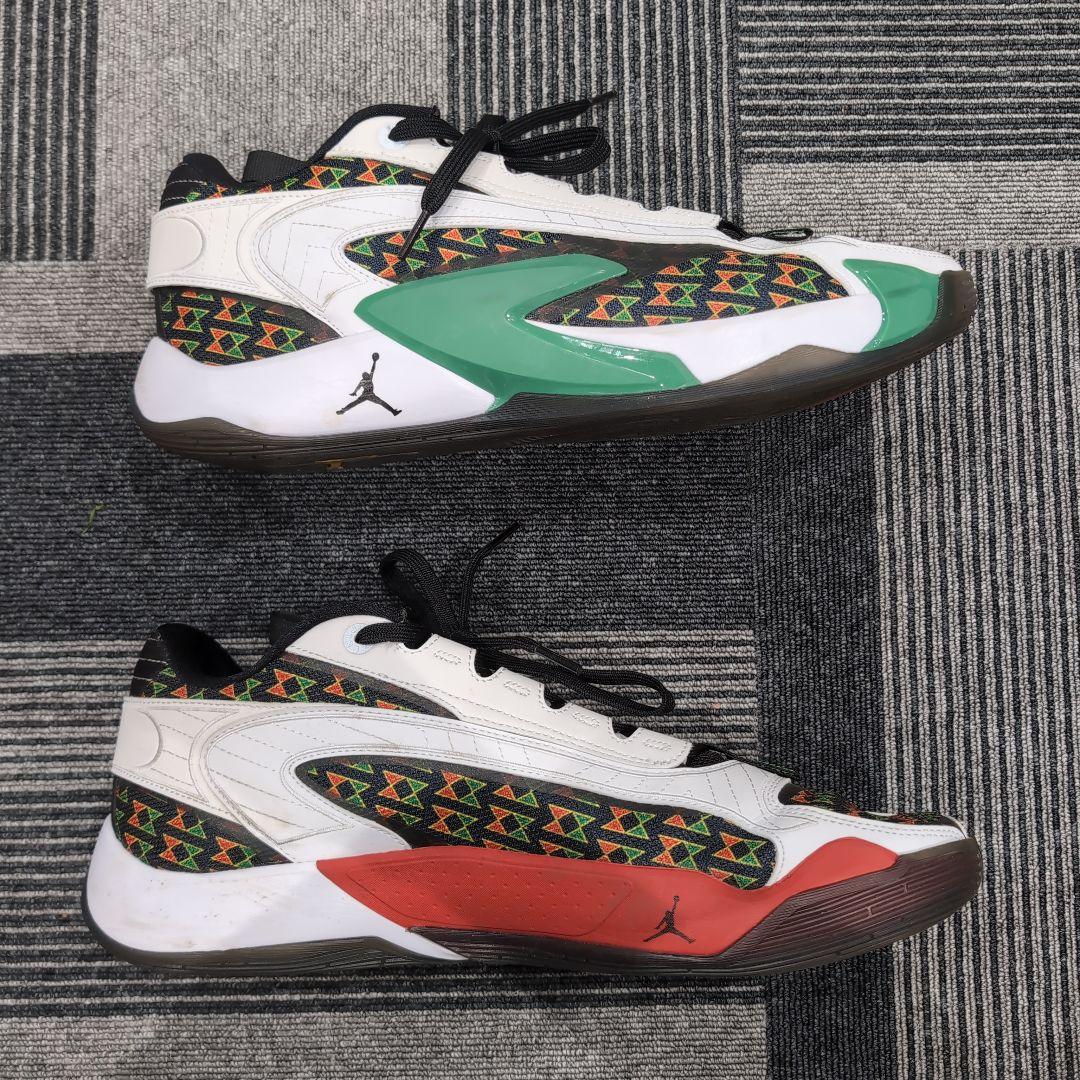 Jordan 23 シューズ(男性用) ホワイト/ブラック/レッド/グリーン