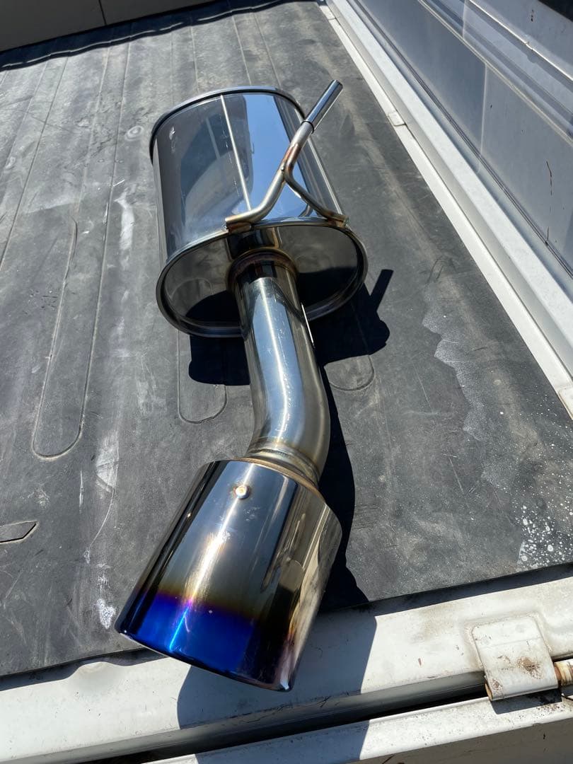 ３７スカイライン用　柿本改マフラー