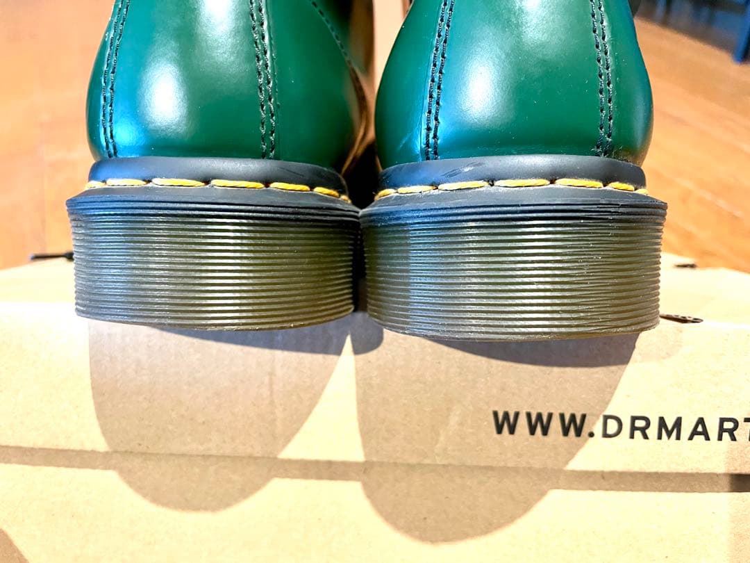 【美品】ドクターマーチン　緑色　UK8 26.5〜27.0