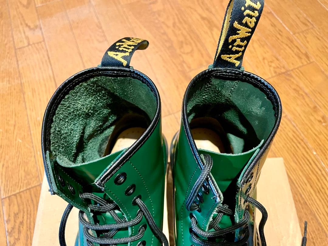 【美品】ドクターマーチン　緑色　UK8 26.5〜27.0