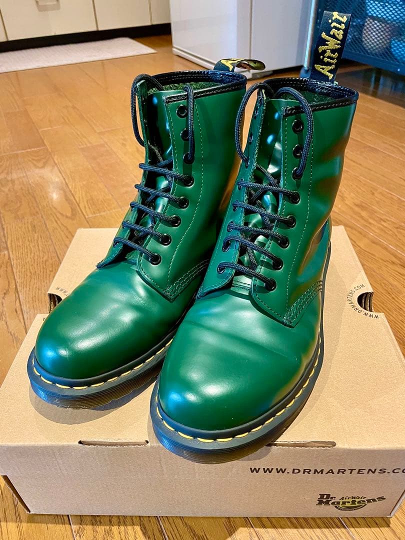 【美品】ドクターマーチン　緑色　UK8 26.5〜27.0