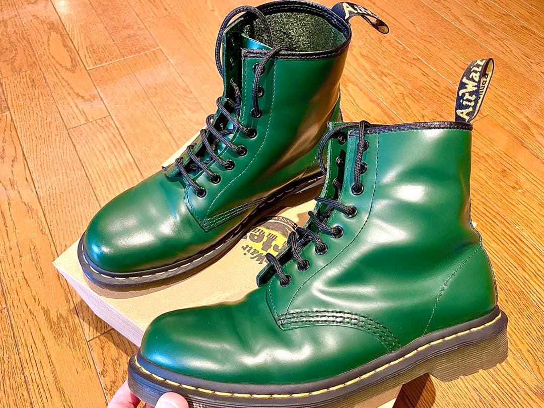 【美品】ドクターマーチン　緑色　UK8 26.5〜27.0