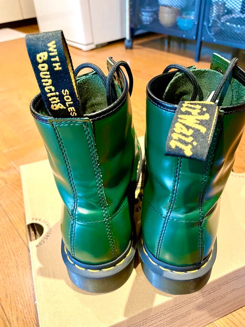 【美品】ドクターマーチン　緑色　UK8 26.5〜27.0