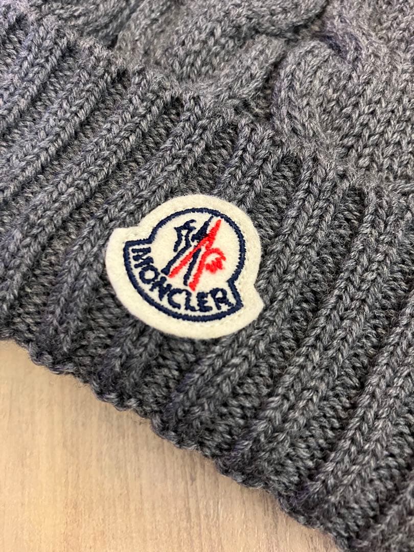 【モンクレールコード認証済】モンクレール　ビーニー　ニット帽　 MONCLER