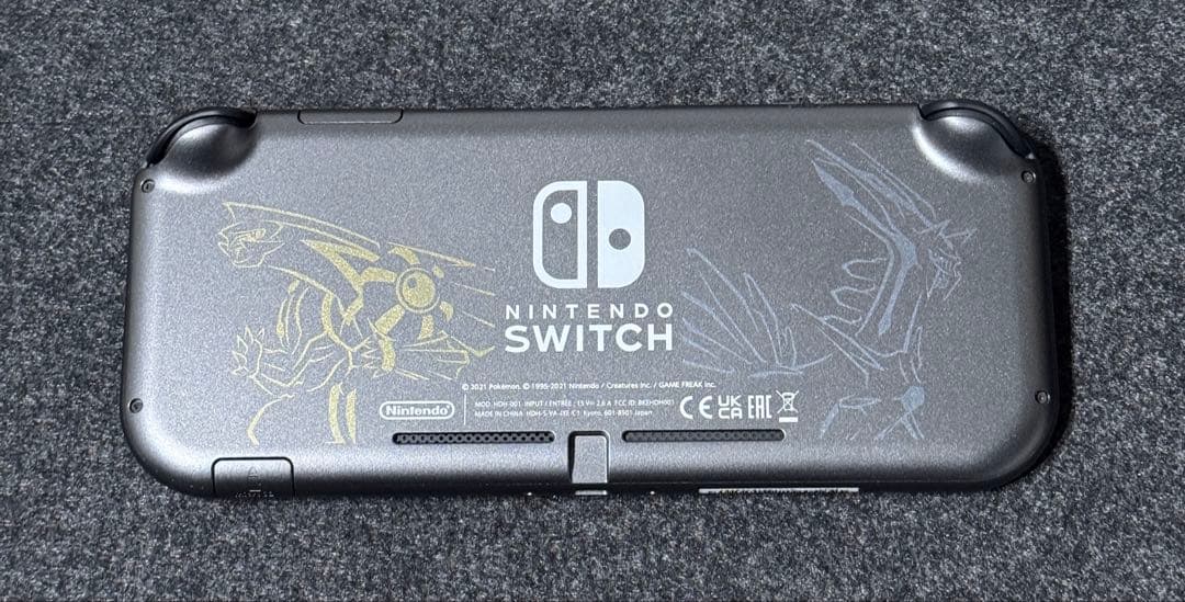美品　Nintendo Switch Lite 本体　ポケモン　ケース付き