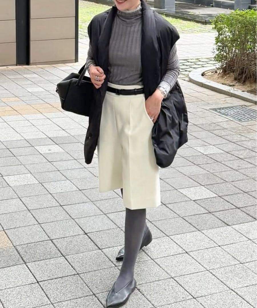 yonfa ヨンファ　バミューダパンツ　ミルク　パンツ