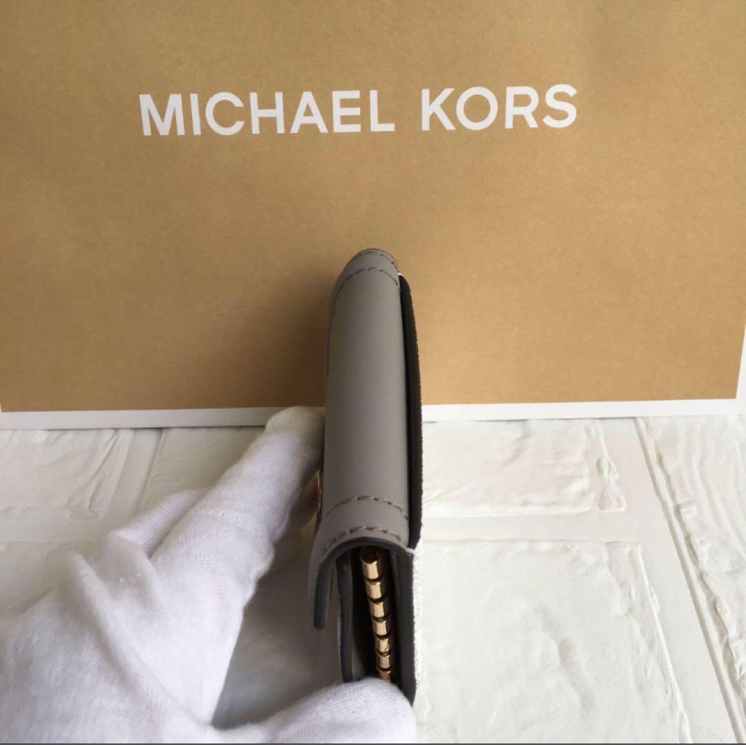新品 マイケルコース MICHEAL KORS グレー キーケース