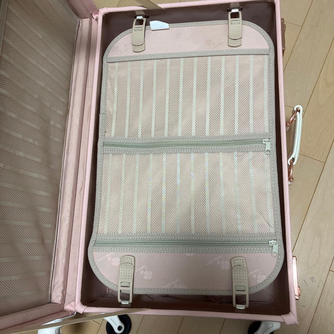 uniwalker キャリーケース ピンク　かわいい Mサイズ エンボス