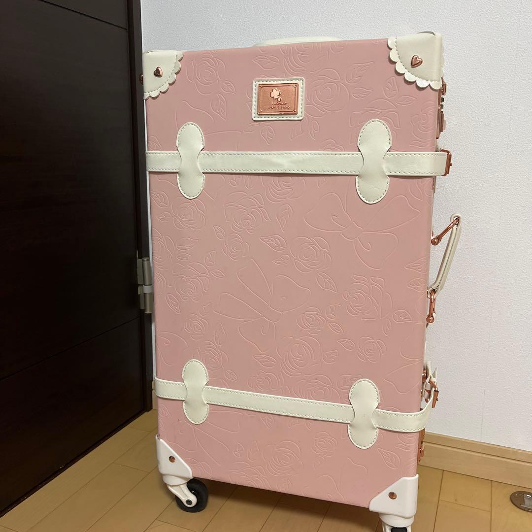 uniwalker キャリーケース ピンク　かわいい Mサイズ エンボス