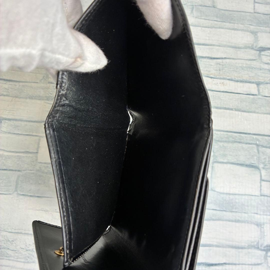 極美品　50 ルイヴィトン　エピ 二つ折り財布　Ｗホック is2