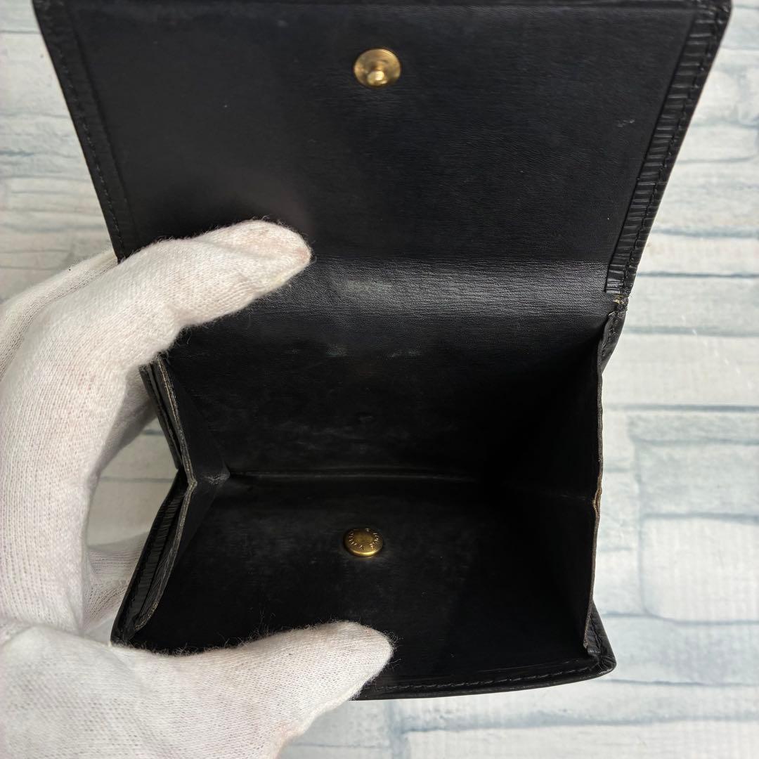 極美品　50 ルイヴィトン　エピ 二つ折り財布　Ｗホック is2