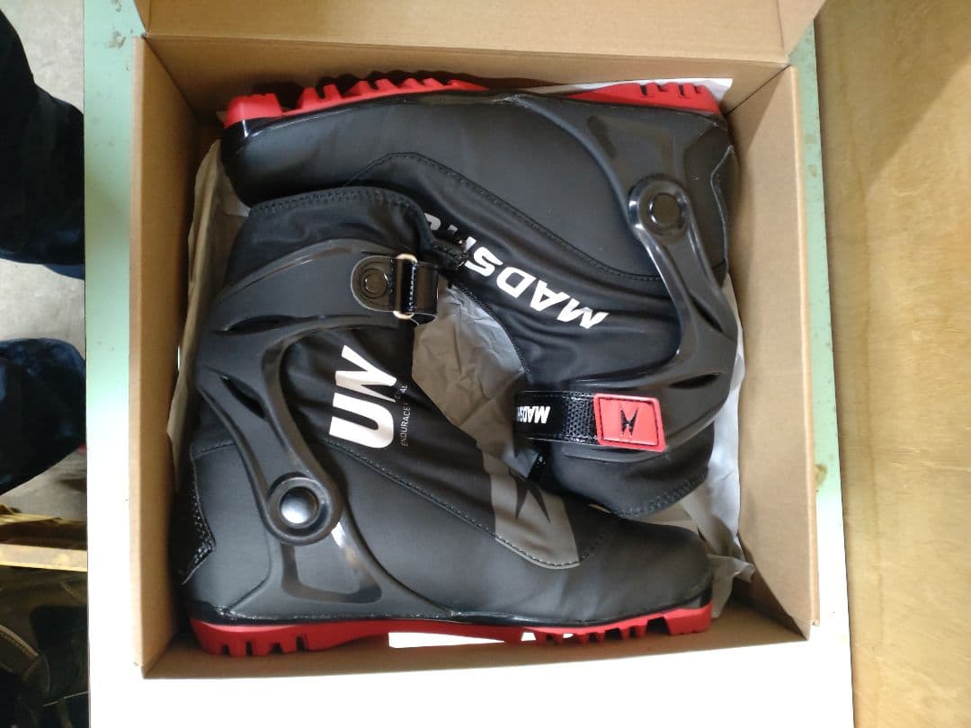 MADSHUS マズシャス　クロスカントリースキーブーツ