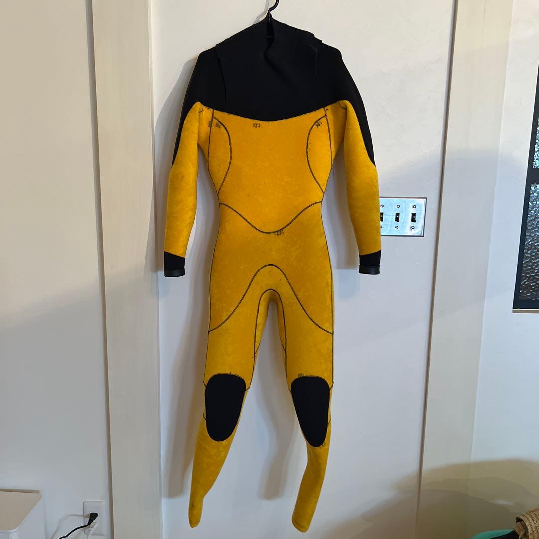 メローウェットスーツ　セミドライ　5×3mm フロントジップ　レディースL