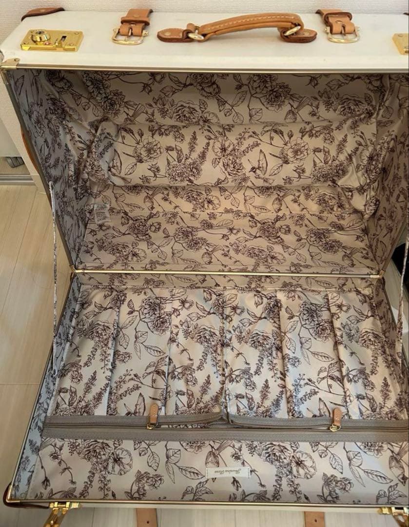 ジュエルナローズ　42Lスーツケース