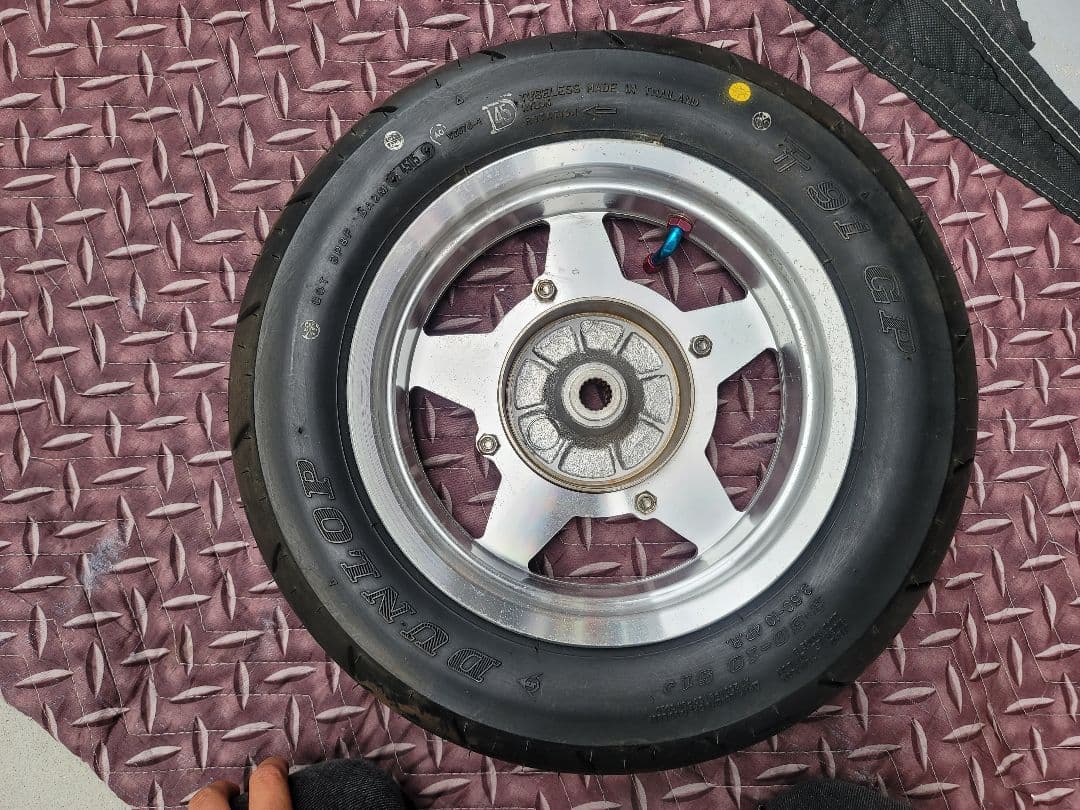 【廃盤品】3WF用10インチリアホイール BMF アルミ ハブ付き タイヤ付き