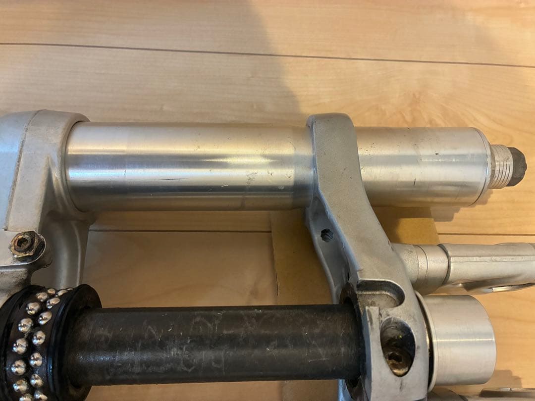 ドゥカティ モンスター S4 フロントフォーク