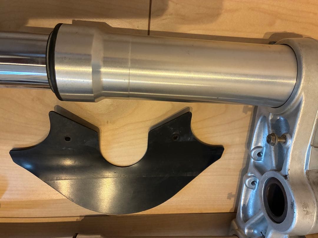 ドゥカティ モンスター S4 フロントフォーク