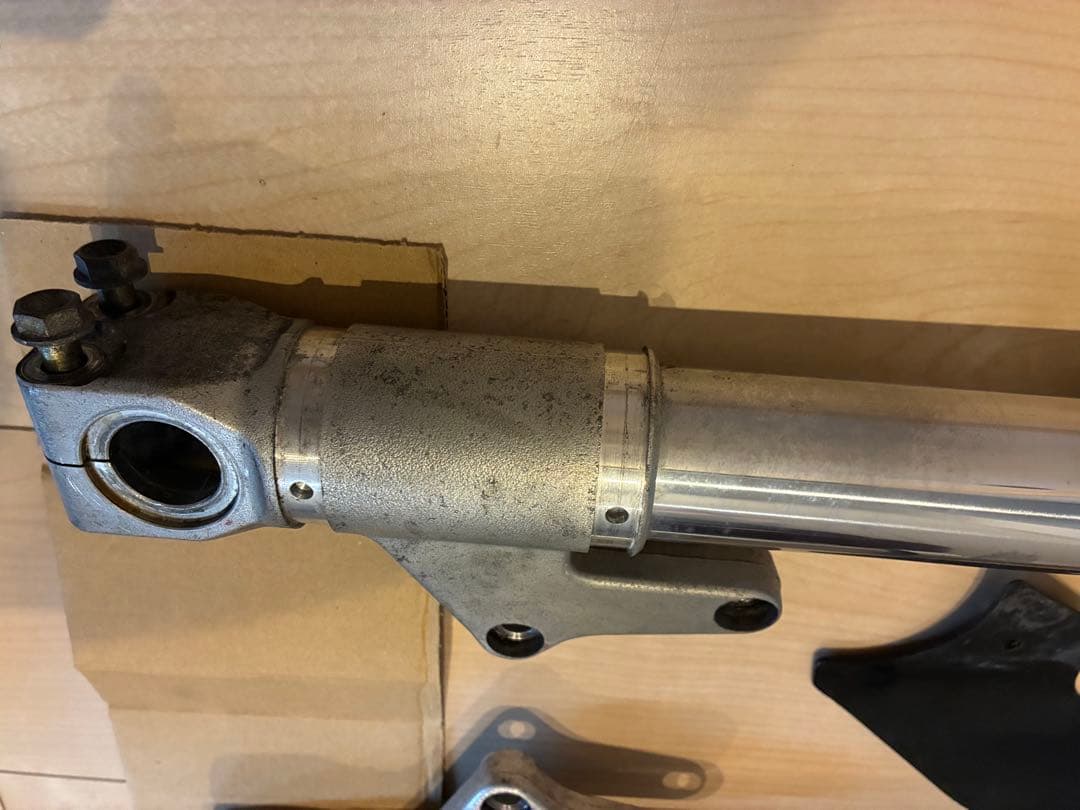 ドゥカティ モンスター S4 フロントフォーク